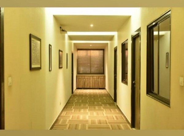 ash luxury hotel with view of TAJ MAHAL