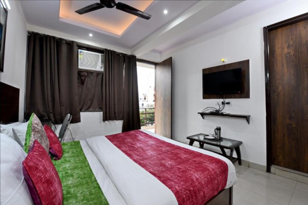 Hotel Admire Inn "Atta Market, Noida Sector 18"
